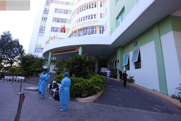 Đà Nẵng tạm dừng đón khách du lịch trong 14 ngày, ngừng tổ chức các sự kiện đông người-2