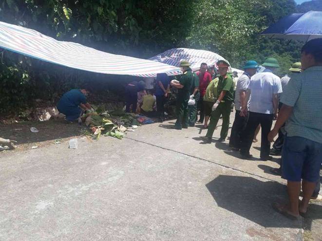 Hiện trường vụ lật xe làm 13 người tử vong ở Quảng Bình-6