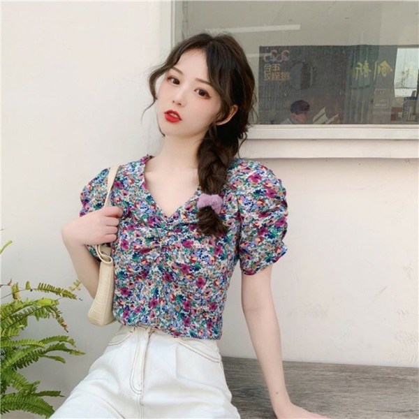Những kiểu áo hè xinh xắn giúp chị em hô biến vòng 1 từ màn hình phẳng sang đầy đặn-6