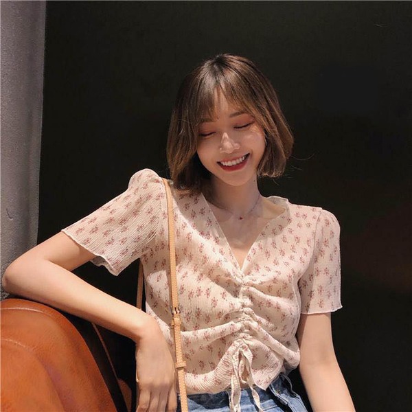 Những kiểu áo hè xinh xắn giúp chị em hô biến vòng 1 từ màn hình phẳng sang đầy đặn-7