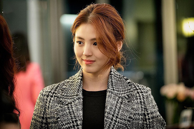 Chồng báo gặp tai nạn, tôi hốt hoảng tới hiện trường thì thấy xe bẹp rúm nhưng anh chẳng chút xây xát, sự thật được hé lộ chỉ qua một cuộc điện thoại-1