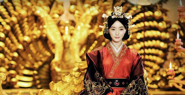 Có nhiều khiếm khuyết thân thể nhưng vị Hoàng hậu này vẫn được Đế vương yêu thương hết lòng bởi điều không phải ai cũng làm được-4