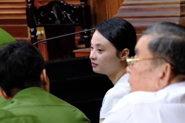 Tử hình Văn Kính Dương, hot girl Ngọc Miu bị tuyên 16 năm tù trong vụ án sản xuất ma tuý lớn nhất Việt Nam-8