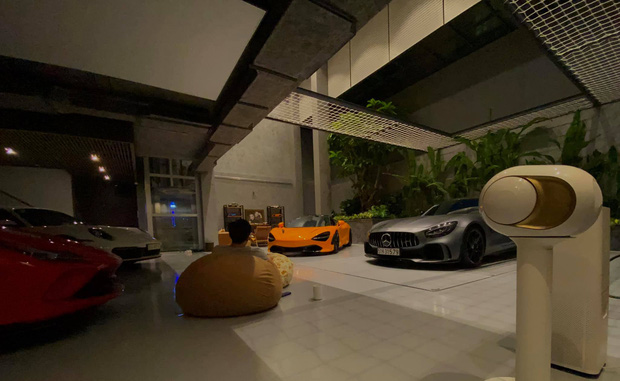 Rời hội siêu xe nhưng Cường Đô La còn vấn vương lắm: Lâu lâu mới khoe ảnh ngồi giữa rừng xế hộp bạc tỷ, nhìn mà choáng-1