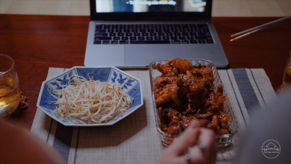 Cách làm chân gà xào cay kiểu Hàn cho ông xã nhâm nhi sau giờ làm, đảm bảo chẳng đòi ra ngoài nhậu nữa-8