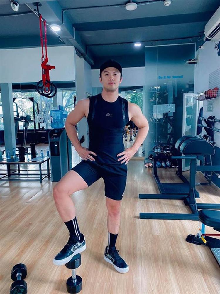 Thiếu gia Việt có 5 công ty, quan hệ đặc biệt với người nổi tiếng và vẫn cô đơn-4