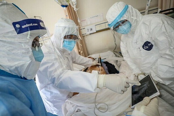 Triệu chứng mới phổ biến khiến bệnh nhân Covid-19 hoảng sợ-2