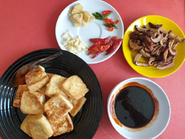 Cách làm món đậu phụ om nấm hương lạ miệng-1