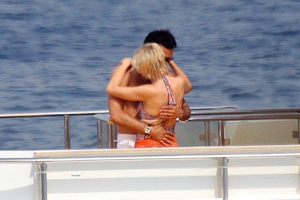 Điều ít biết về bức ảnh nhạy cảm trị giá 29 tỷ đồng của Công nương Diana cùng bạn trai, đây cũng là điềm báo gây ra vụ tai nạn thảm khốc-4