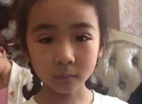 Con mới 6 tuổi, bà mẹ đã cho cắt mí để xinh đẹp hơn bạn bè từ vạch xuất phát-1