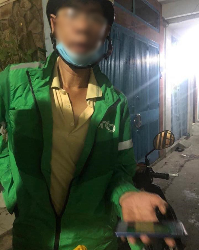 11 giờ đêm shipper bị bom hàng, nhìn màn hình điện thoại của chú lại càng bức xúc-2