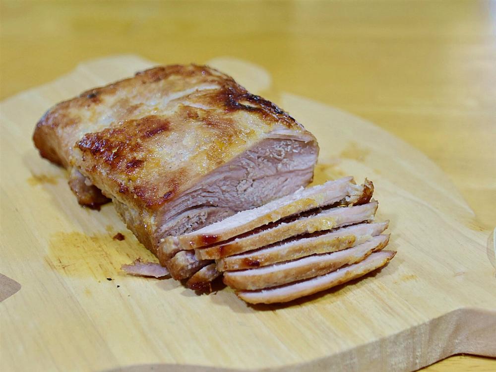 Muốn ăn ngon mà lại lười nấu chị em làm ngay món thịt này vừa mềm, vừa ngọt ai cũng thích mê-6