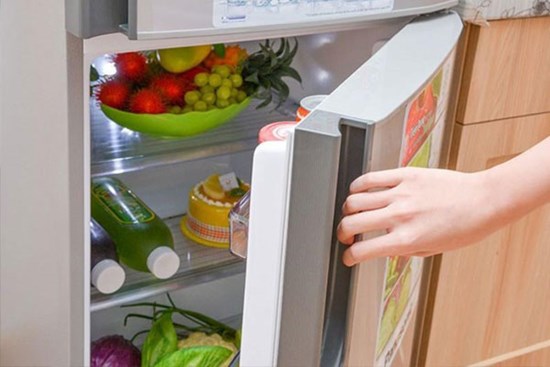 Chỉ cần để 1 bát nước theo đúng cách này vào tủ lạnh tiền điện tháng sẽ giảm bất ngờ