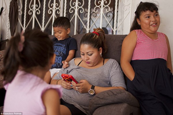 Câu chuyện về 4 chị em ruột cùng mang bầu, hạnh phúc tưởng không ai sánh bằng nhưng đằng sau là sự thật về ngành công nghiệp cho thuê tử cung-8