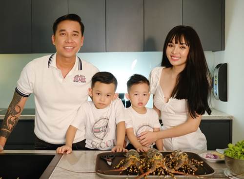 Bỏ showbiz sinh liền 2 con với Lê Hoàng, hotgirl Đà Nẵng giờ đẹp nõn nà, ở nhà 40 tỷ-2