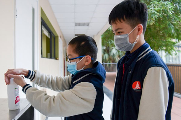 Danh sách 7 trường thông báo lùi lịch tựu trường do ảnh hưởng của dịch Covid-19, có trường lùi lịch học lần 2-2