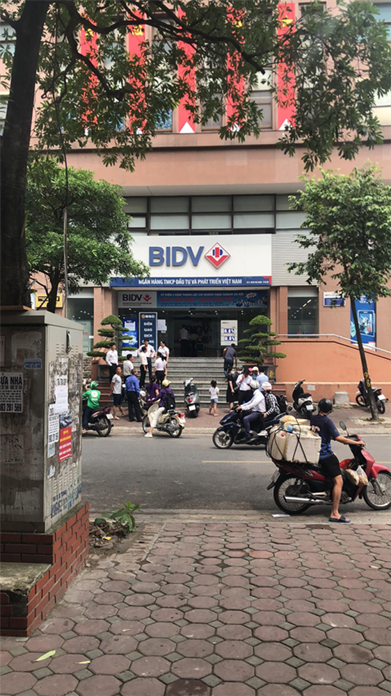 1 trong 2 nghi phạm cướp ngân hàng BIDV vạch kế hoạch dùng súng viên thứ nhất bắn công an, viên thứ 2 bắn khách hàng-3