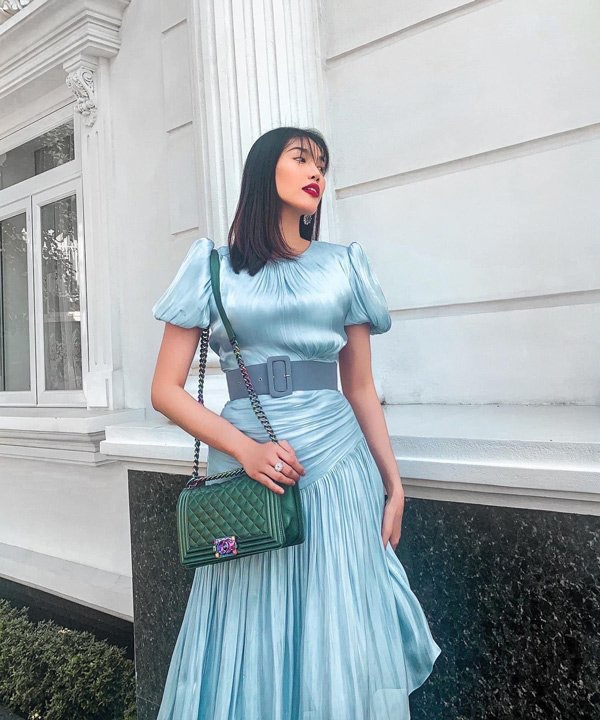 5 kiểu trang phục tạo ra công thức khoe dáng nuột của loạt mẹ bỉm Vbiz sau sinh-11