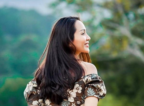 Vợ tiểu thư miền Tây của Hoàng Bách nấu bún, bạn bè rần rần muốn gõ cửa đến ăn ké-1