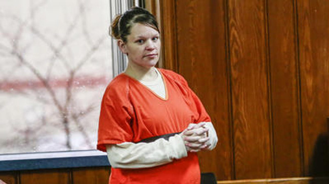 5 tiếng gửi bảo mẫu, bà mẹ nhận xác con sơ sinh nhưng tưởng đứa trẻ đang ngủ say, 2 năm trôi qua vẫn chưa định tội được kẻ ác-5