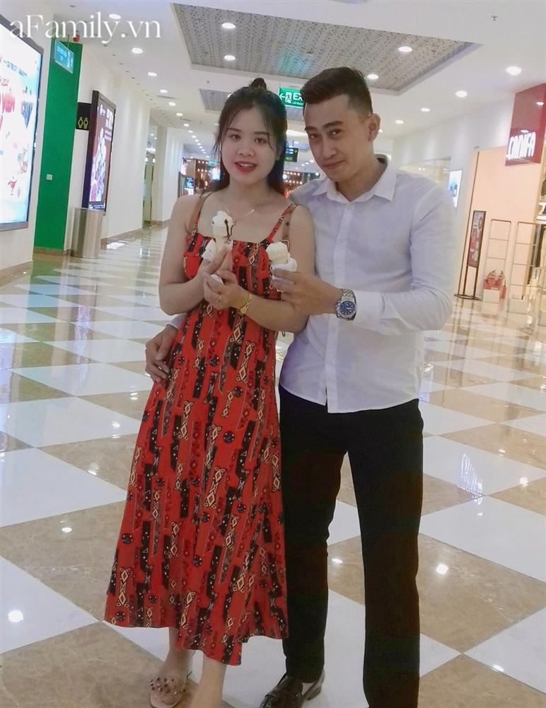 Đang điều trị ung thư thì phát hiện có thai, bà mẹ trẻ quyết giữ em bé vì: Con xứng đáng được đến thế giới này-7