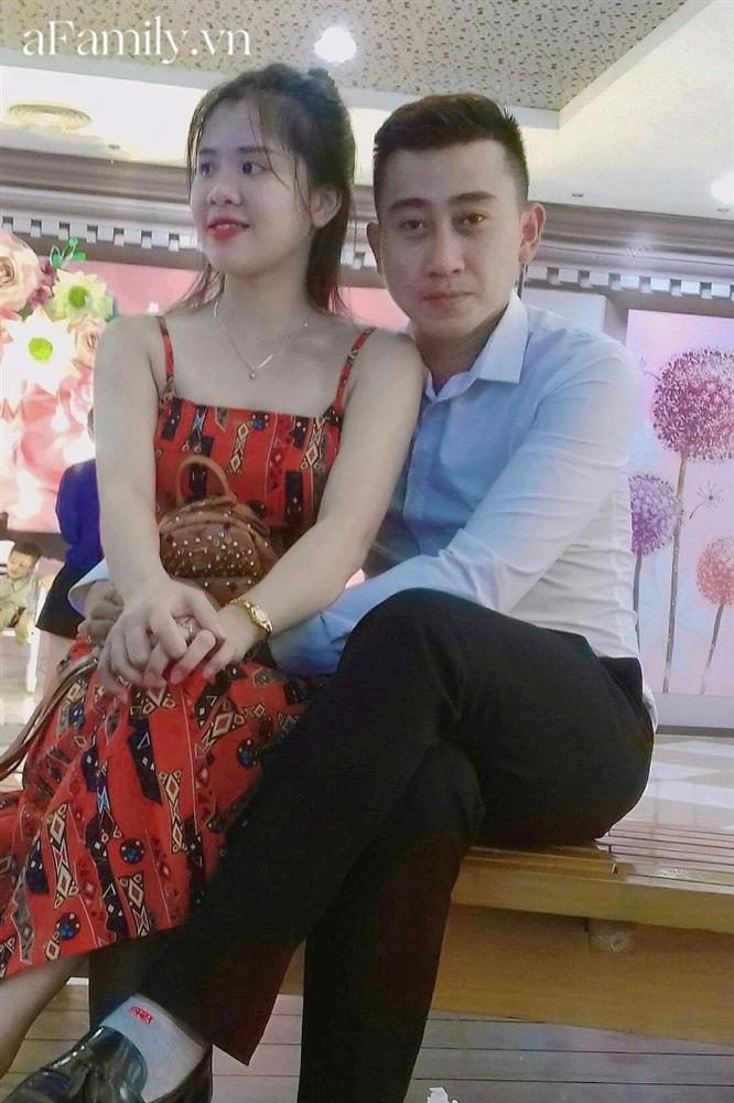 Đang điều trị ung thư thì phát hiện có thai, bà mẹ trẻ quyết giữ em bé vì: Con xứng đáng được đến thế giới này-8