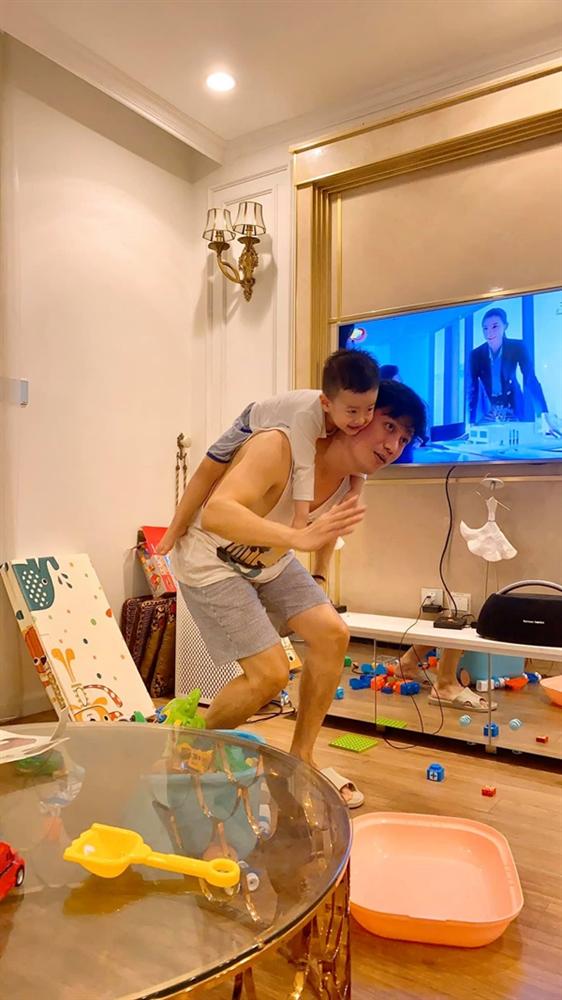 Diễn viên Việt Anh căng thẳng cùng con vượt qua khủng hoảng trong giai đoạn đầu bố mẹ ly hôn-7