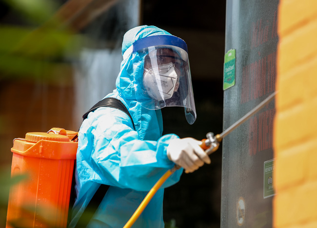 Có 4 người hút chung điếu cày với ca nhiễm Covid-19 mới ở Hà Nội-5