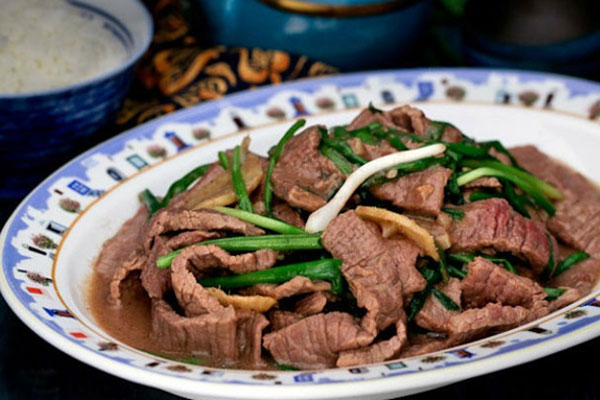 Xào thịt bò bằng dầu nóng: Sai lầm bà nội trợ nào cũng mắc phải khiến món ăn vừa khô vừa dai-1