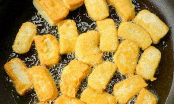 Cách nấu ốc chuối đậu thịt ba chỉ chuẩn vị miền Bắc đơn giản-4