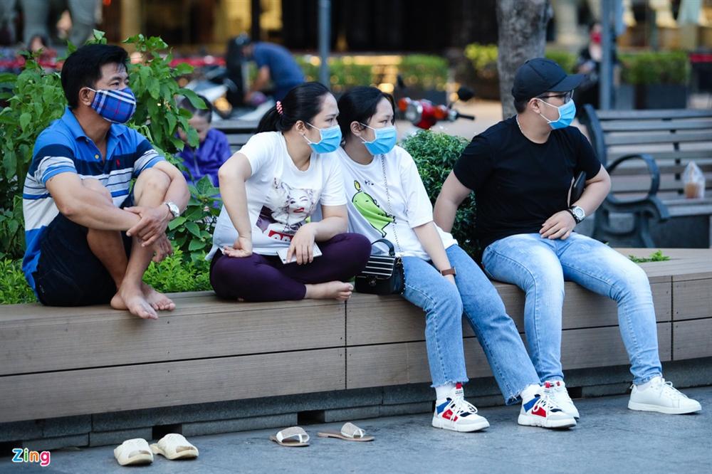 Cả nước bước vào cuộc chiến với làn sóng covid mới-2