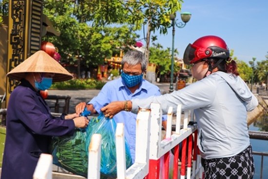Người dân Hội An tâm tư trước ngày cách ly xã hội
