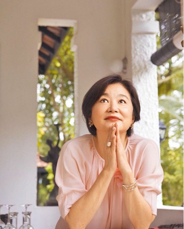Nhan sắc tuổi U70 của đệ nhất mỹ nhân khiến Châu Tinh Trì ngưỡng mộ, mê mẩn-14