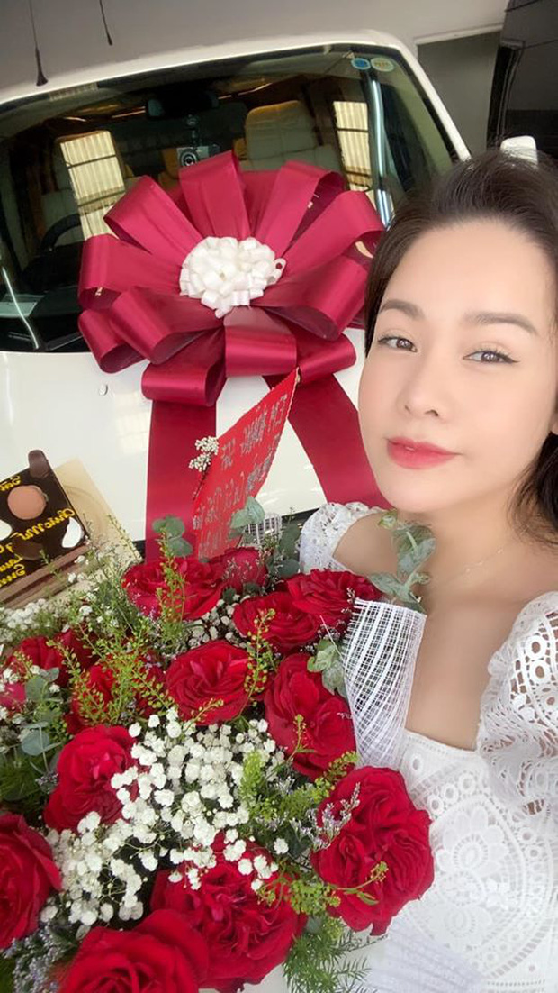 Hồ Gia Hùng thông báo khởi kiện, Nhật Kim Anh vui vẻ tậu xe, còn TiTi thì sao?-1