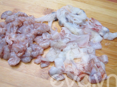 Cơm chiên hải sản ngon, cách làm đơn giản tại nhà ngon như ngoài quán-2