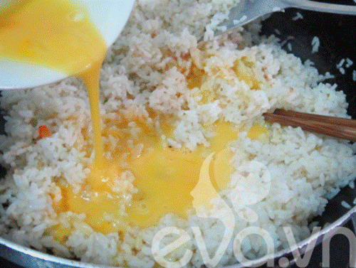 Cơm chiên hải sản ngon, cách làm đơn giản tại nhà ngon như ngoài quán-3