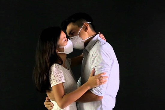 Đại dịch Covid – 19: Sống chậm, yêu hăng say… tại sao không?