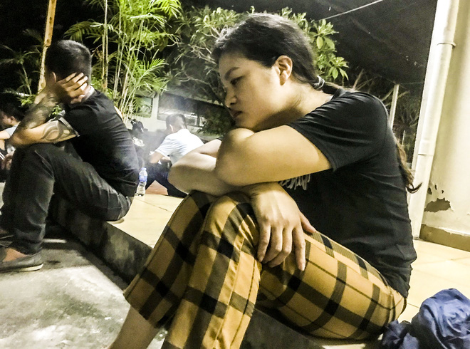 Vụ gãy đôi thang lắp kính khiến 4 người tử vong: Sống vất vả, đến lúc chết cũng khổ...”-5