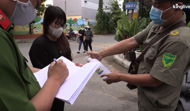 TP.HCM tiếp tục phong tỏa thêm 1 tuyến đường sau ca nghi nhiễm Covid-19 trở về từ Đà Nẵng-2