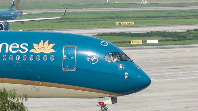 Lời kể đầy tự hào của nam tiếp viên hàng không trên chuyến bay lịch sử đón đồng bào từ Guinea Xích đạo: Đáp xuống Nội Bài, chúng tôi nước mắt lưng tròng-5