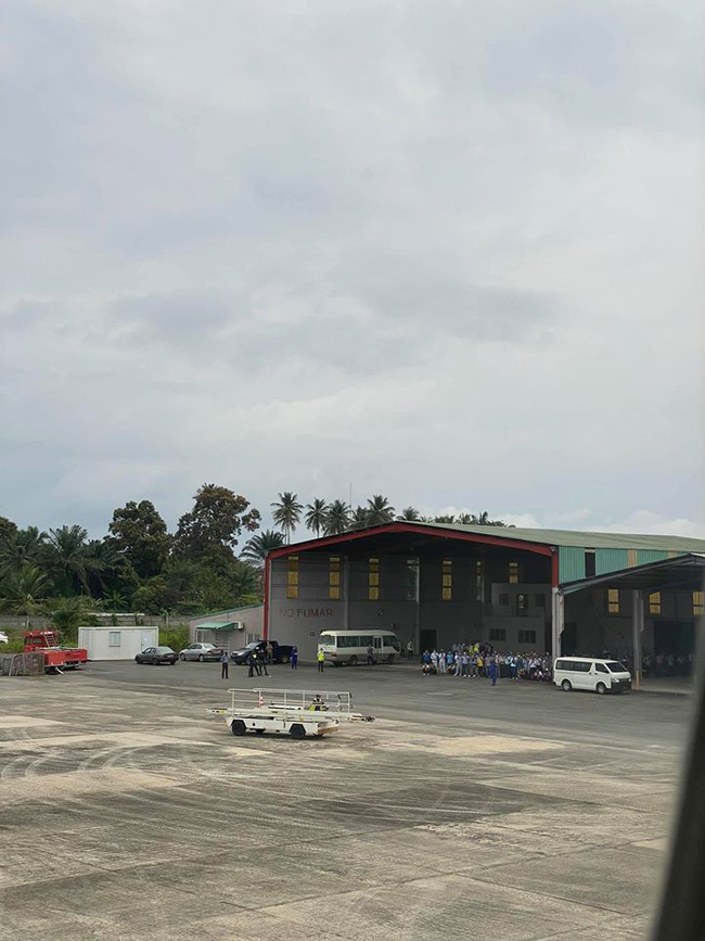 Lời kể đầy tự hào của nam tiếp viên hàng không trên chuyến bay lịch sử đón đồng bào từ Guinea Xích đạo: Đáp xuống Nội Bài, chúng tôi nước mắt lưng tròng-8