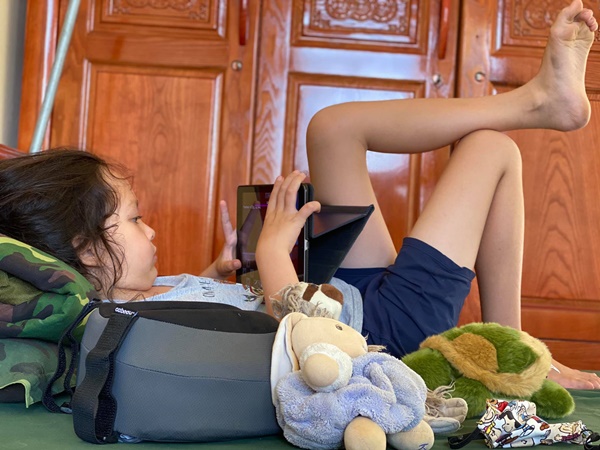 Mẹ con Hồng Nhung tại khu cách ly 5 sao: Là trải nghiệm quý báu, giúp con xây dựng nhân cách và nhận thức-2