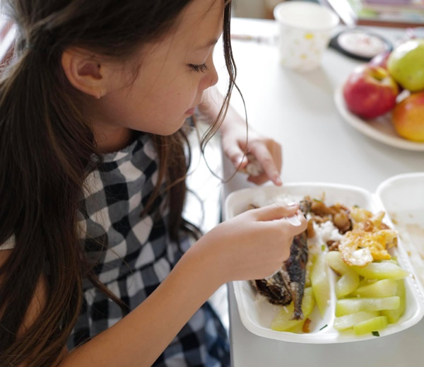 Mẹ con Hồng Nhung tại khu cách ly 5 sao: Là trải nghiệm quý báu, giúp con xây dựng nhân cách và nhận thức-4