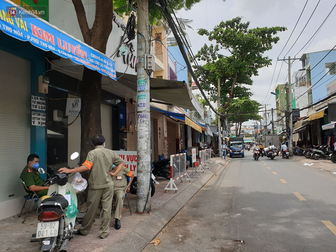 TP. HCM: Phong toả 3 căn nhà ở quận Tân Phú vì một trường hợp liên quan đến BN436-1