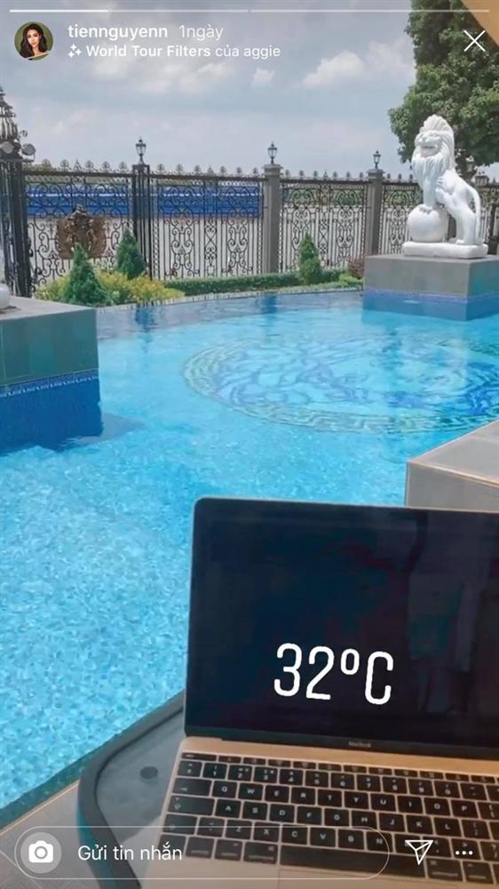 Tiên Nguyễn - đẳng cấp là không phải nói nhiều, khoe nhẹ chiếc view làm việc là tự hiểu ha!-1