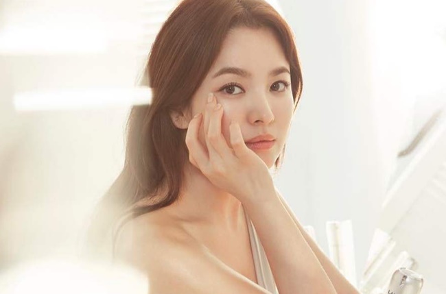 Song Hye Kyo vừa phủ nhận tin đồn tái hợp Hyun Bin, dân tình lại tìm ra danh tính chàng trai trong bức hình khiến nhiều người hiểu nhầm?-4