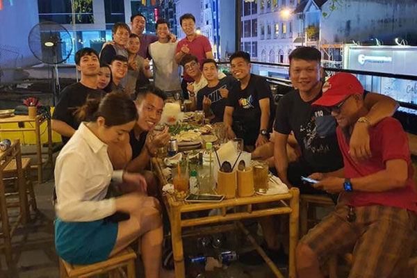 Công Phượng nâng cấp mô tô: Độ cặp pô khủng, tình làng nghĩa xóm sắp tan tành vì tiếng xe-3