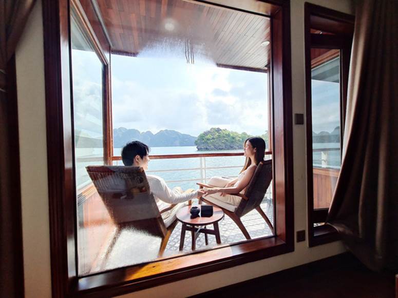 Đọ khoản chiều vợ bầu của sao nam Vbiz: Cường Đô La tặng xe cả trăm triệu, Ông Cao Thắng, Dương Khắc Linh cưng bà xã ra sao?-3