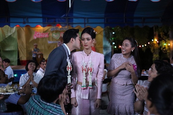 Gặp sếp của chồng ở siêu thị, anh ấy chỉ nói 2 câu mà khiến chồng tôi xấu hổ còn tôi thì hả hê vô cùng-2