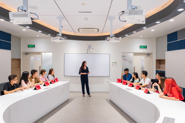 ‘Du&nbsp;học&nbsp;không&nbsp;gián&nbsp;đoạn’-&nbsp;hiện&nbsp;thực&nbsp;hóa ước mơ du học thời Covid-19-2